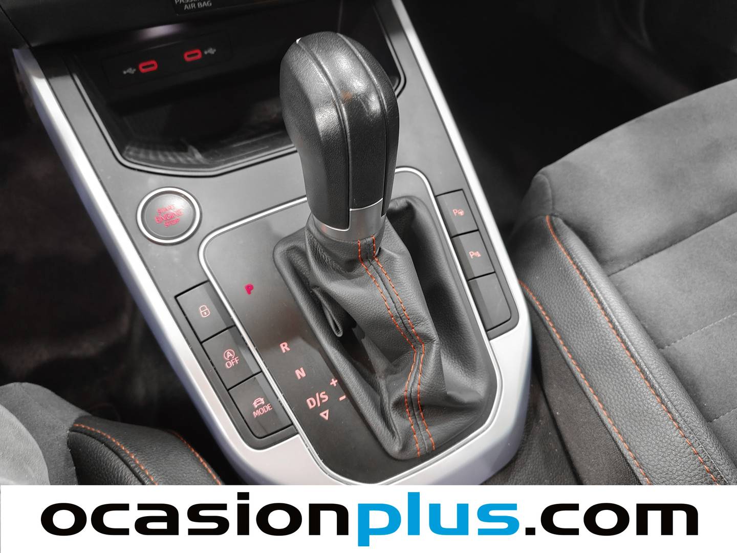 Foto Seat Arona SEAT Arona 1.5 TSI S&S FR XL DSG (150 CV)