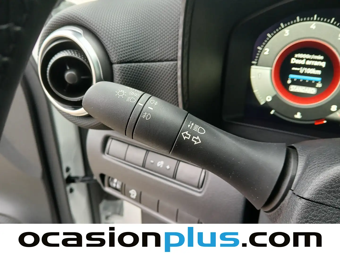 Foto Nissan JUKE Nissan Juke DIG-T N-Connecta 4x2 DCT (114 CV)