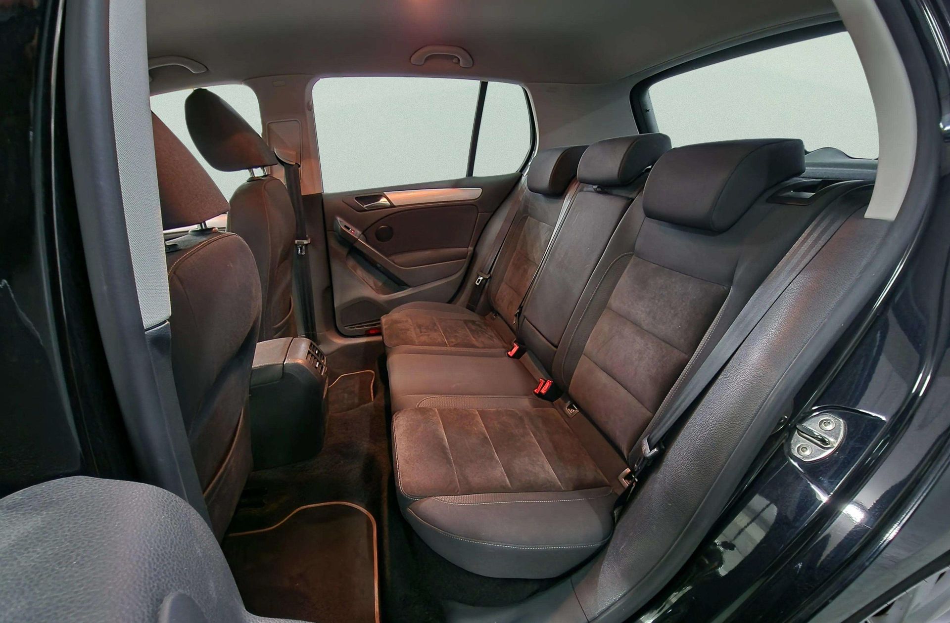 Volkswagen Golf Sport 1.6 TDI CR DSG - foto 9