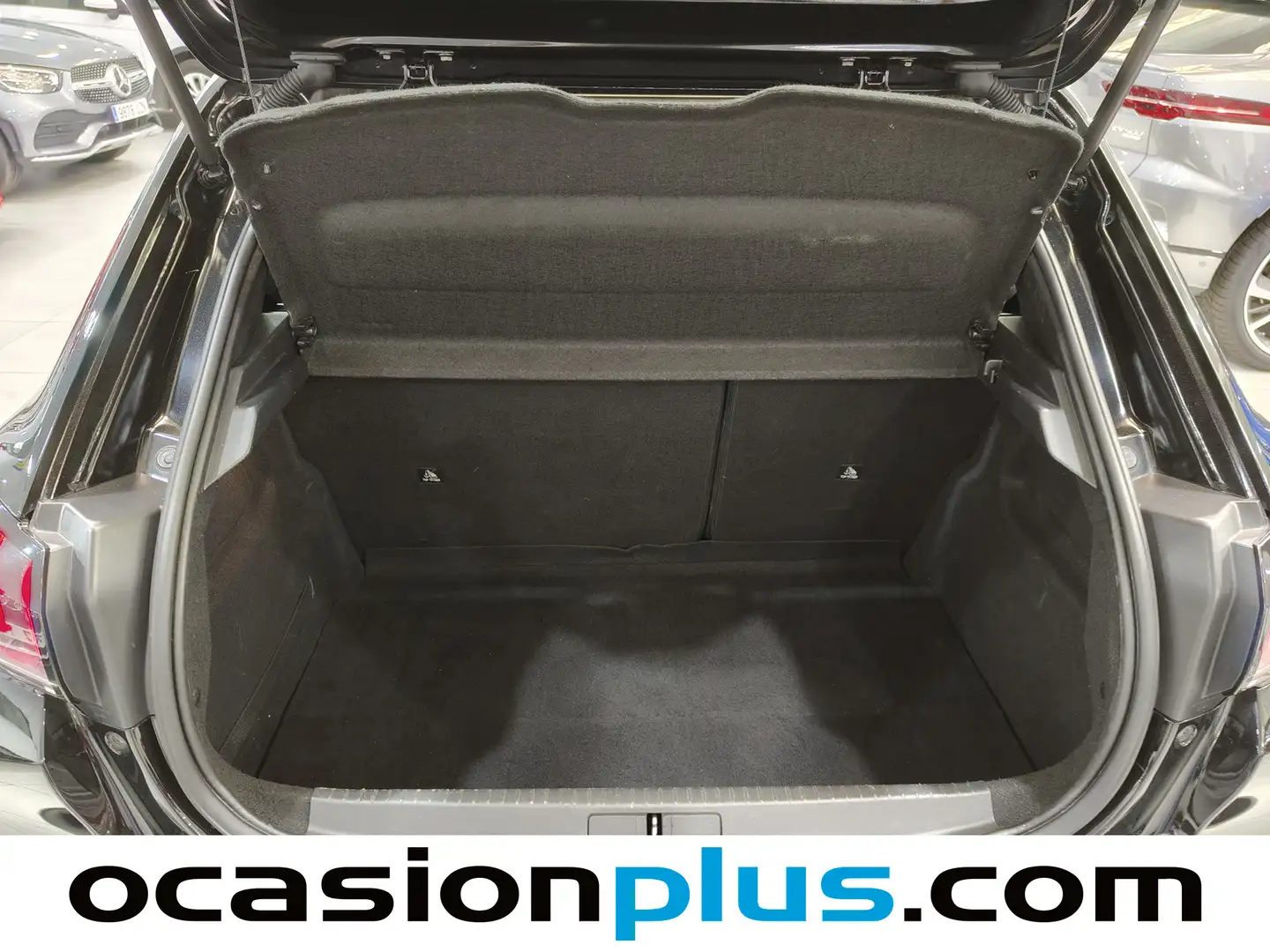 Foto Peugeot 208 Peugeot 208 PureTech 100 Allure EAT8  (100 CV)