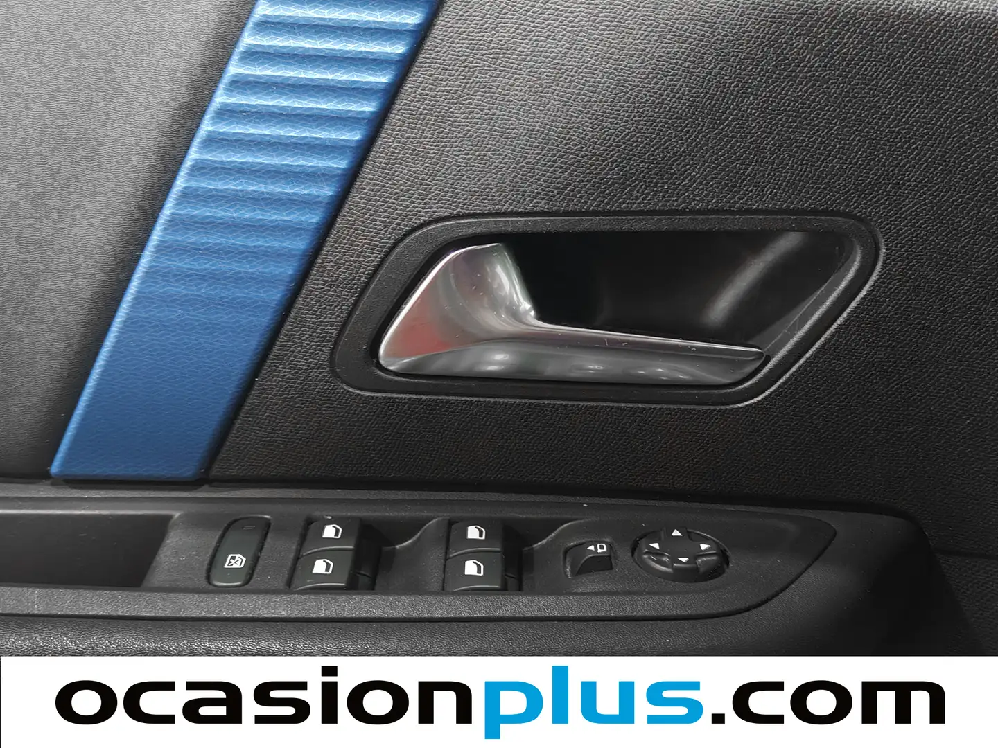 Foto Citroën ë-C4 Citroen ë-C4 eléctrico 50kWh Shine (136 CV)