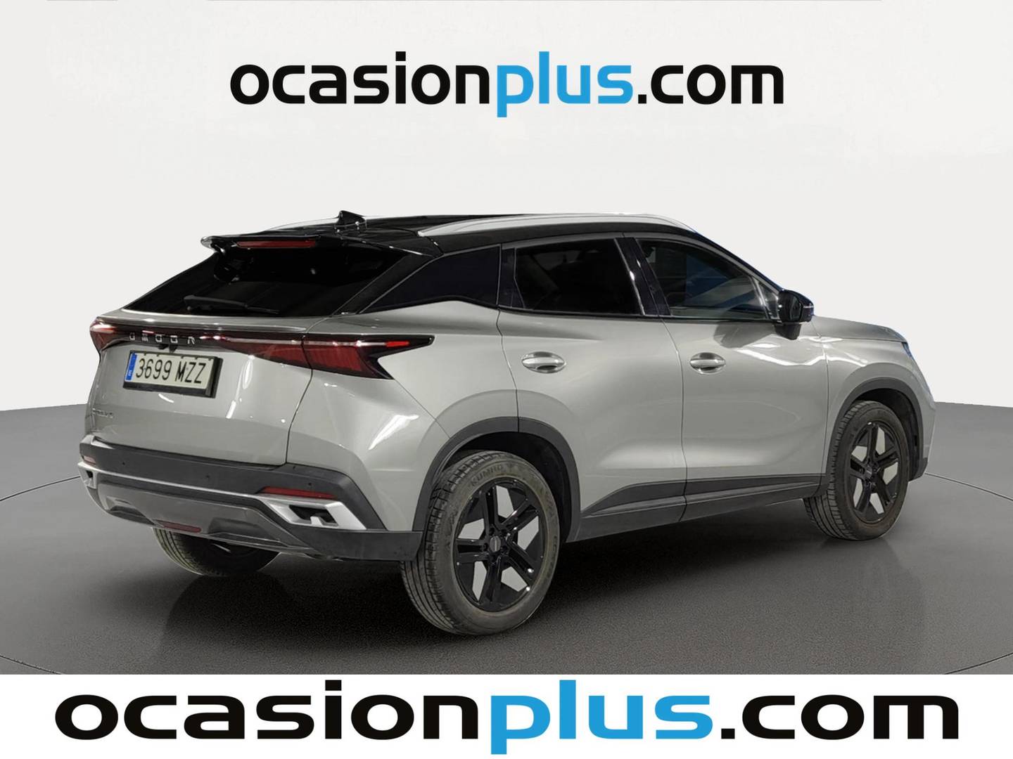 Foto trasera OMODA 5 OMODA 5 1.6 TGDI Premium (145 CV) derecha
