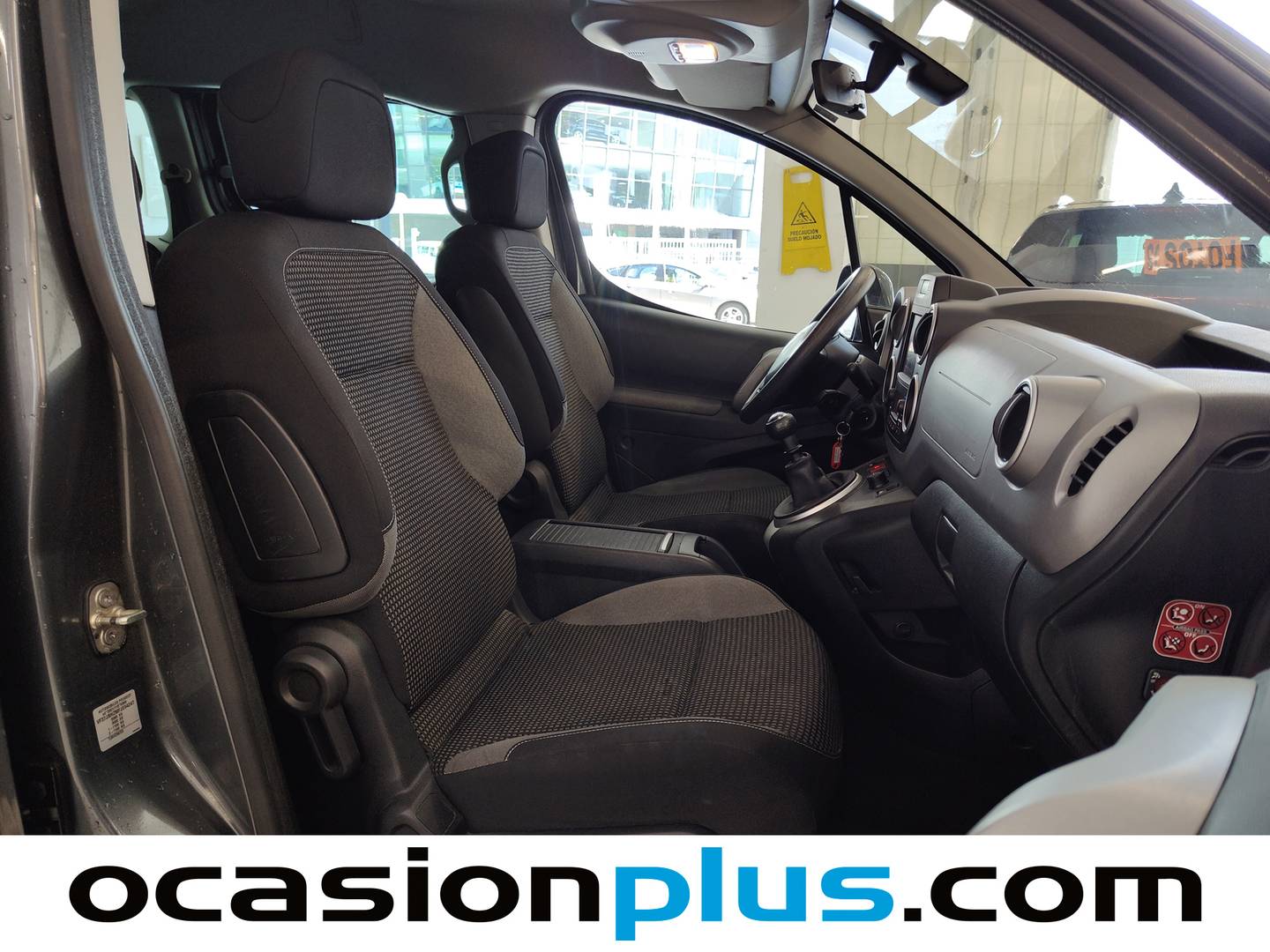 Fotos maletero Peugeot Partner Peugeot Partner Tepee Combi 1.6 BlueHDI Outdoor BlueHDi (120 CV)