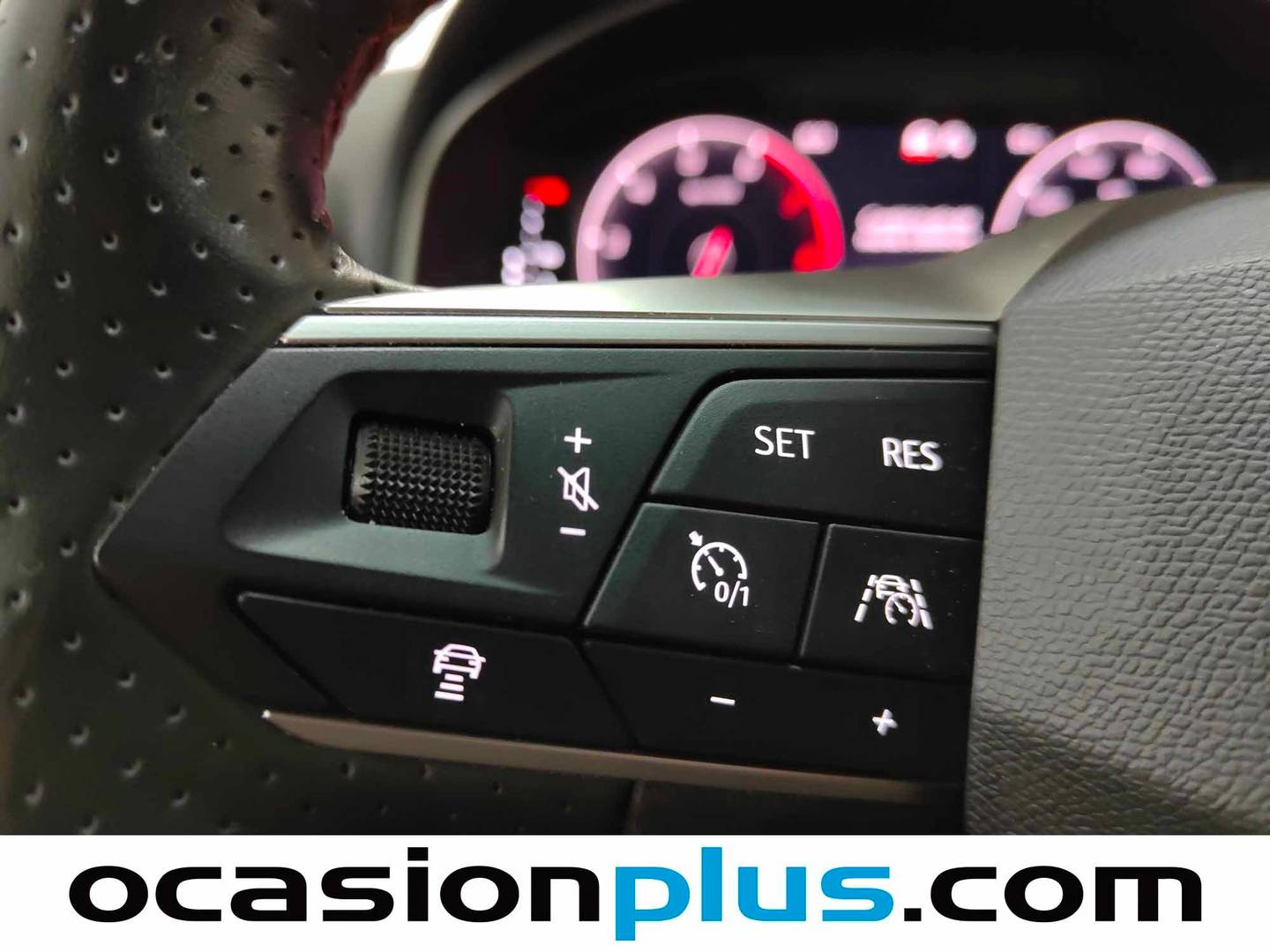 Foto Seat Arona SEAT Arona 1.5 TSI FR XL DSG (150 CV)