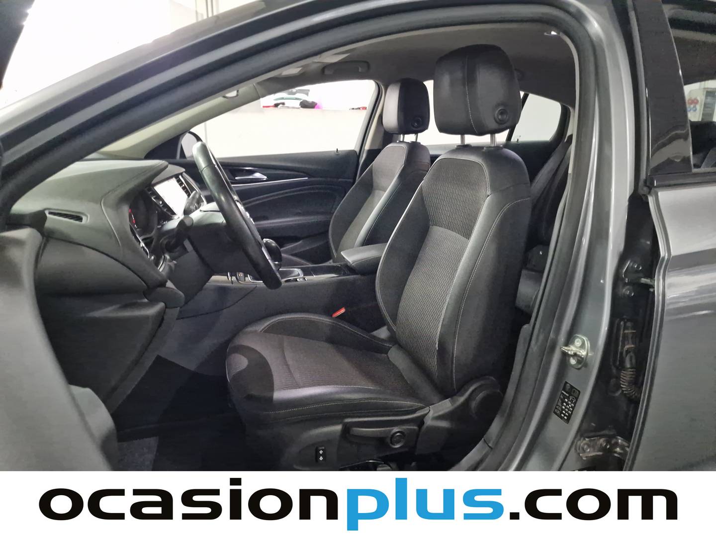 Foto asientos delanteros Opel Insignia Opel Insignia GS 1.6 CDTi Turbo D Excellence (136 CV)