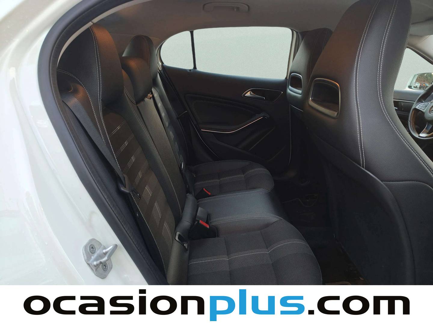 Foto Mercedes GLA Mercedes-Benz GLA GLA 200 d (136 CV)