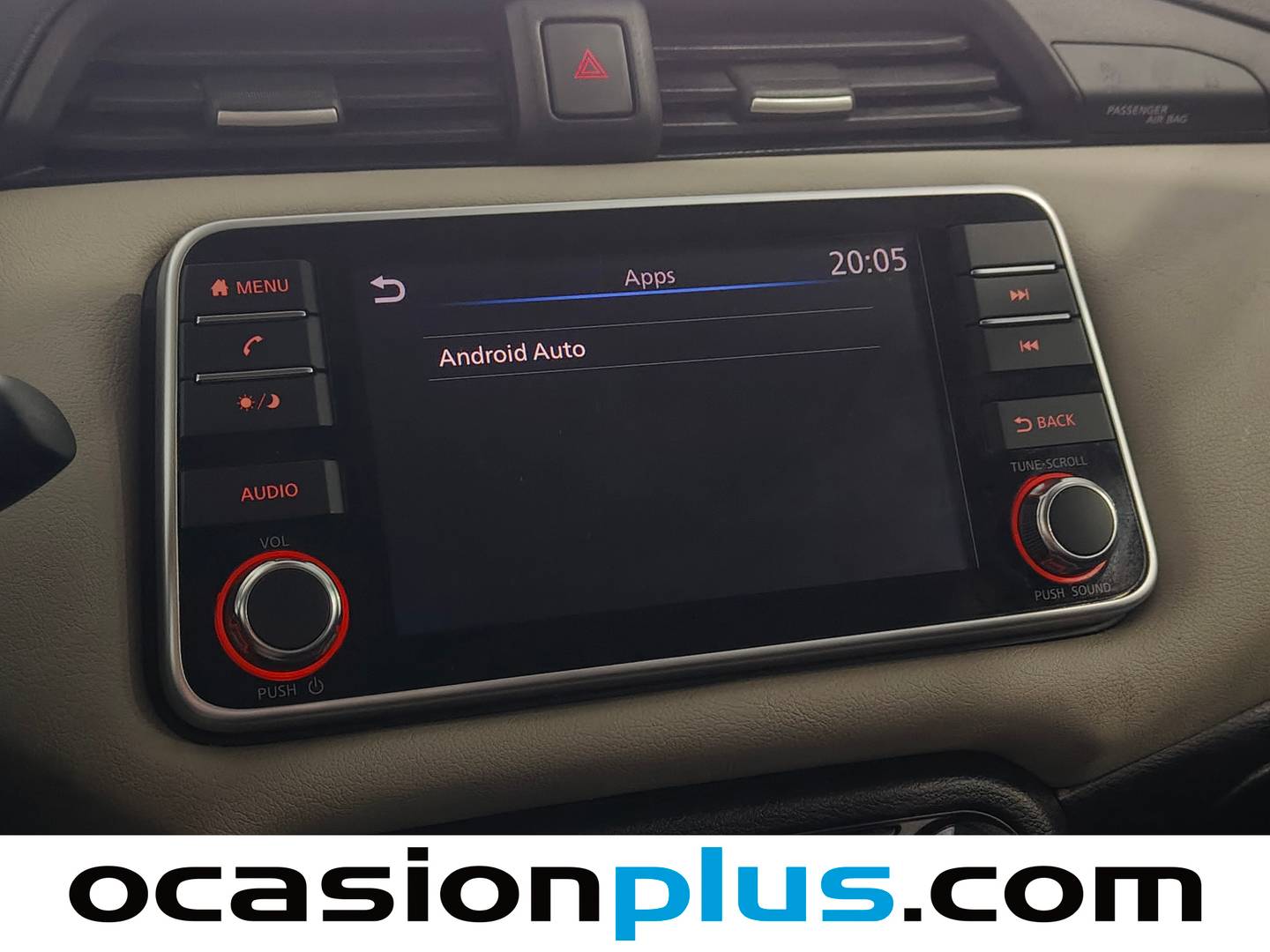 Extras y acabados del Nissan Micra Nissan Micra IG-T 92 Acenta Sprint (92 CV)