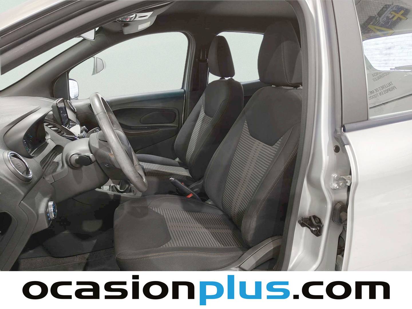 Foto asientos delanteros Ford Ka+ Ford Ka+ 1.2 Ti-VCT Active (85 CV)