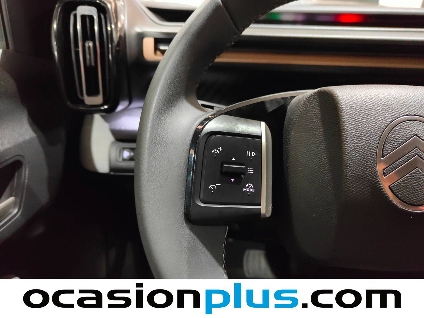 Citroën C3 Aircross Citroën C3 Aircross Hybrid 145 Plus e-DCS6 (145 CV) seminuevo