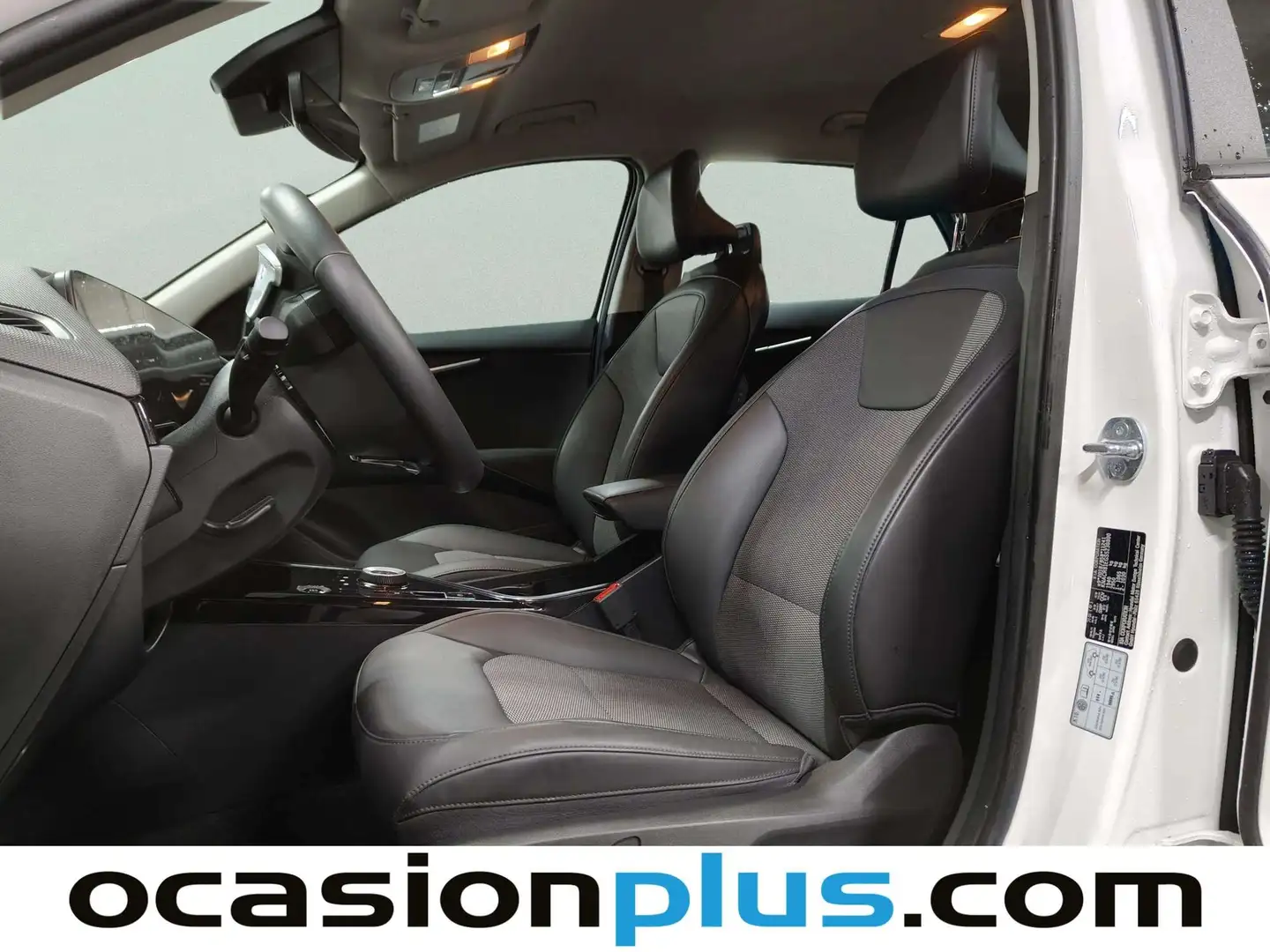 Foto KIA Niro Kia Niro 1.6 GDi HEV Drive (141 CV)