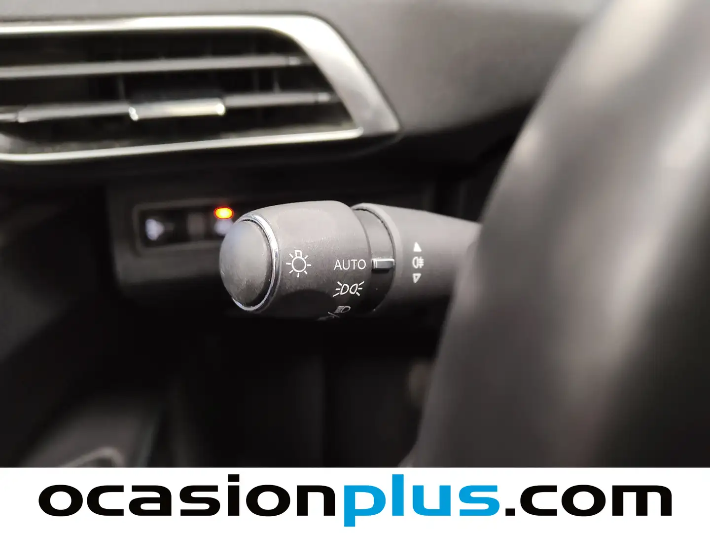 Foto Peugeot 3008 Hybrid Peugeot 3008 Hybrid 300 Allure Pack e-EAT8 (300 CV)