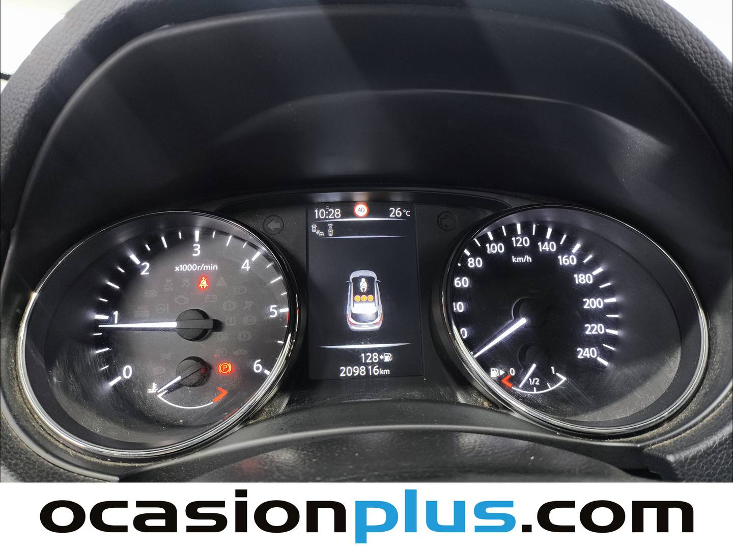 Nissan QASHQAI Nissan Qashqai dCi 130 Tekna Piel 4X4-i (130 CV) de segunda mano
