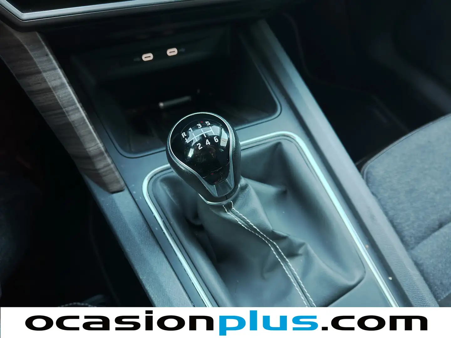 Foto Seat León SEAT León 1.5 TSI S&S Xcellence Go M (130 CV)