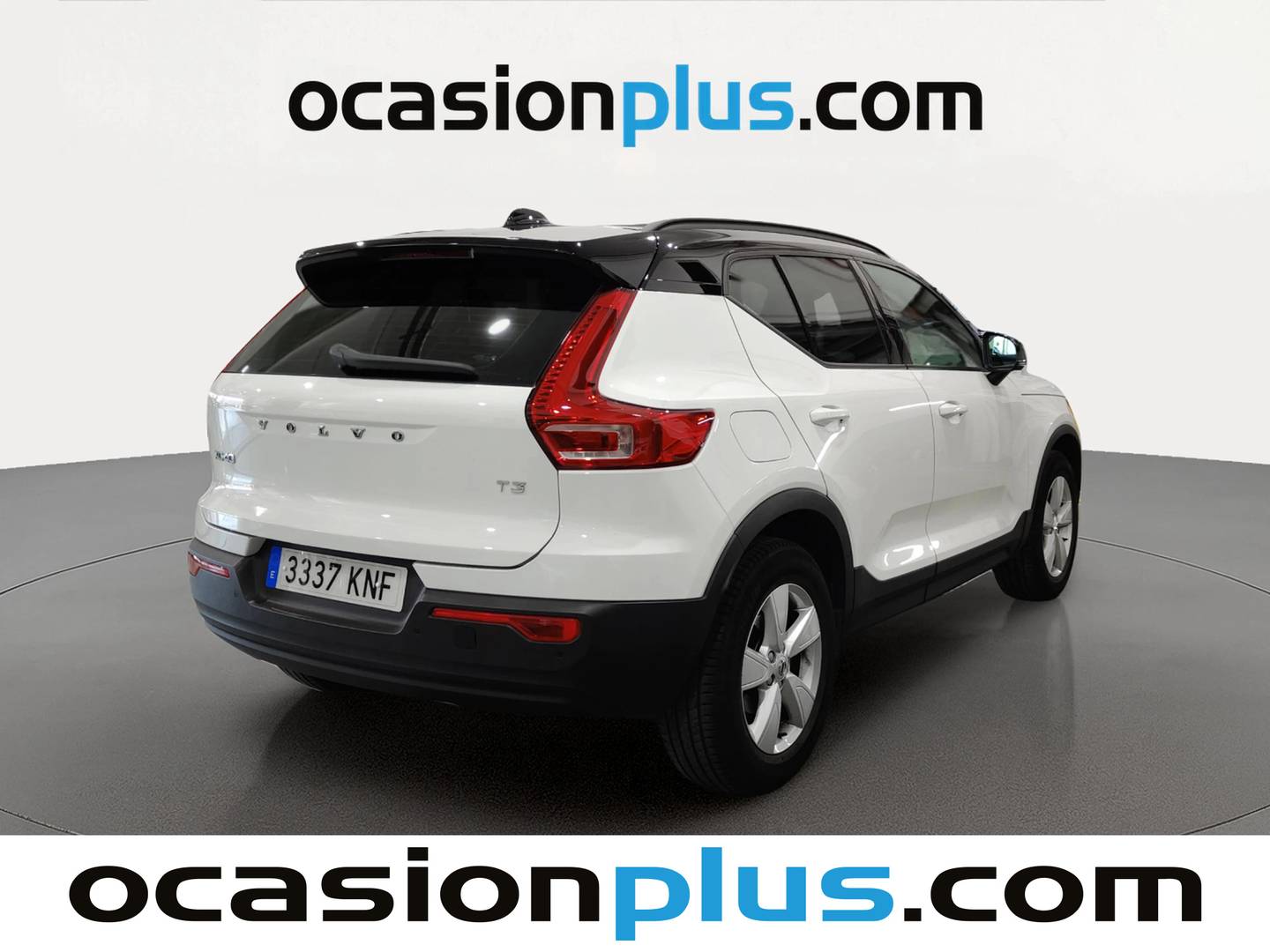 Foto trasera Volvo XC40 Volvo XC40 T3 (156 CV) derecha