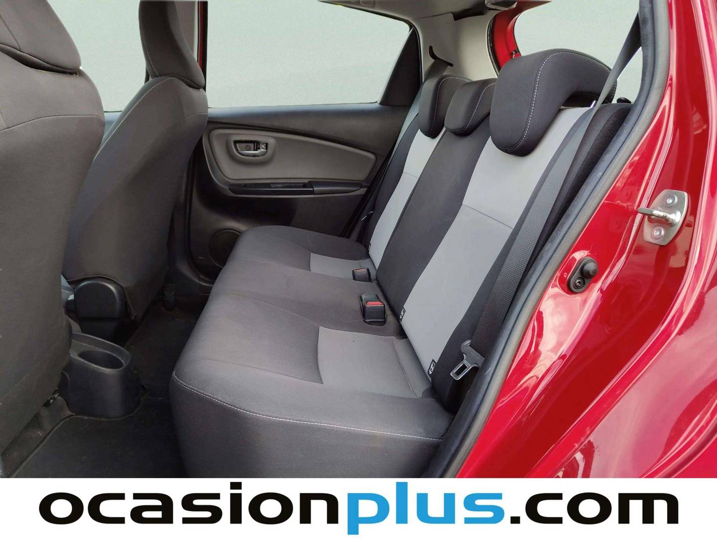 Foto asientos traseros Toyota Yaris Toyota Yaris 1.5 Active (111 CV)