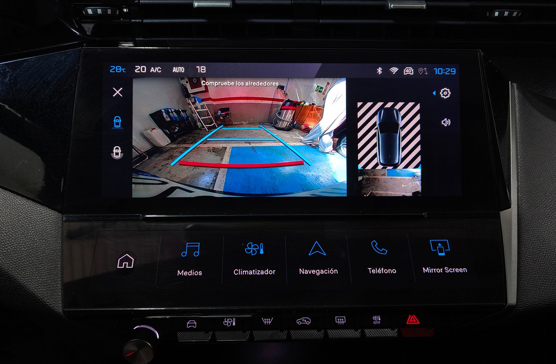 Peugeot 308 BlueHDi 130 Allure EAT8 - foto 9