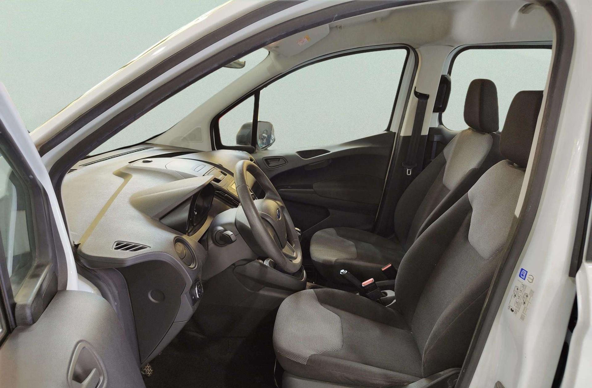 Ford Tourneo Courier 1.0 EcoBoost Ambiente - foto 8