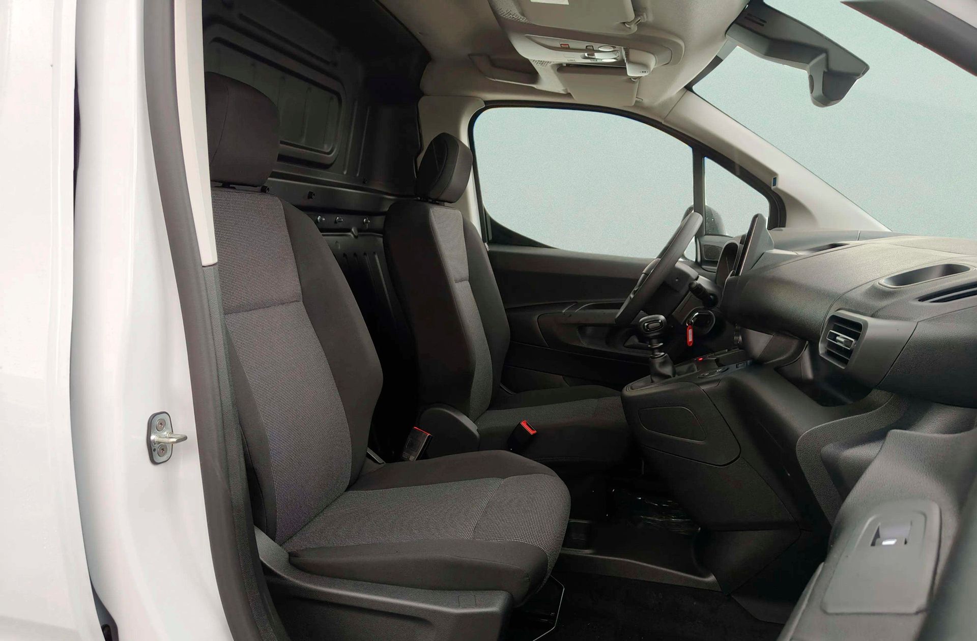 Fiat Doblò Furgon Furgón BlueHDi 100 M - foto 17