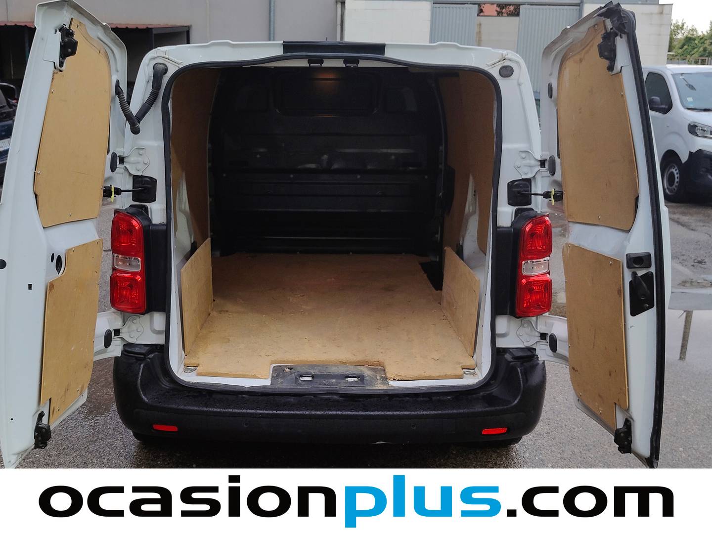 Foto asientos traseros Citroën Jumpy Citroën Jumpy Furgon BlueHDI 120 S&S Talla M (120 CV)