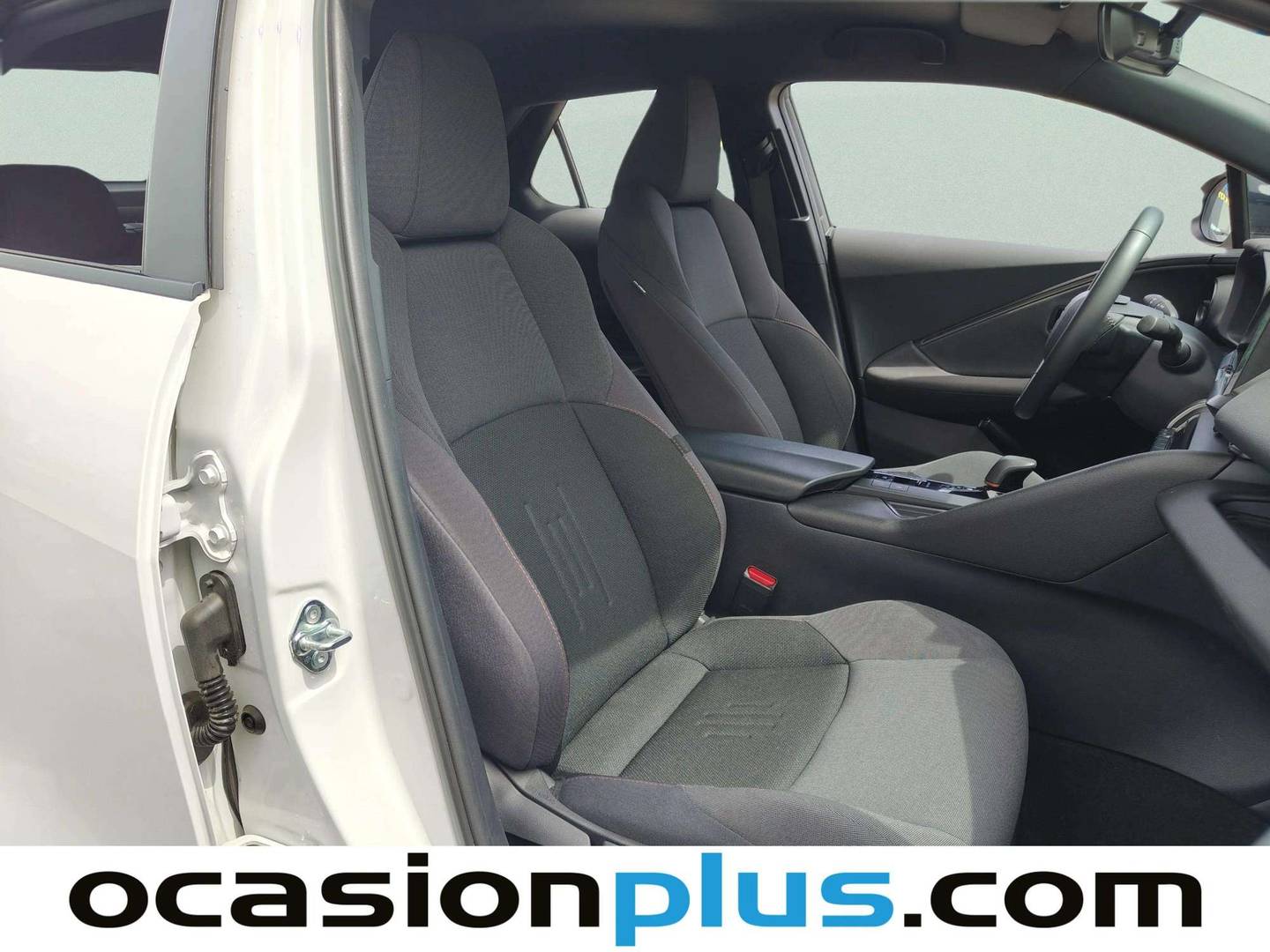 Toyota C-HR Toyota C-HR 140H Advance (140 CV) automático