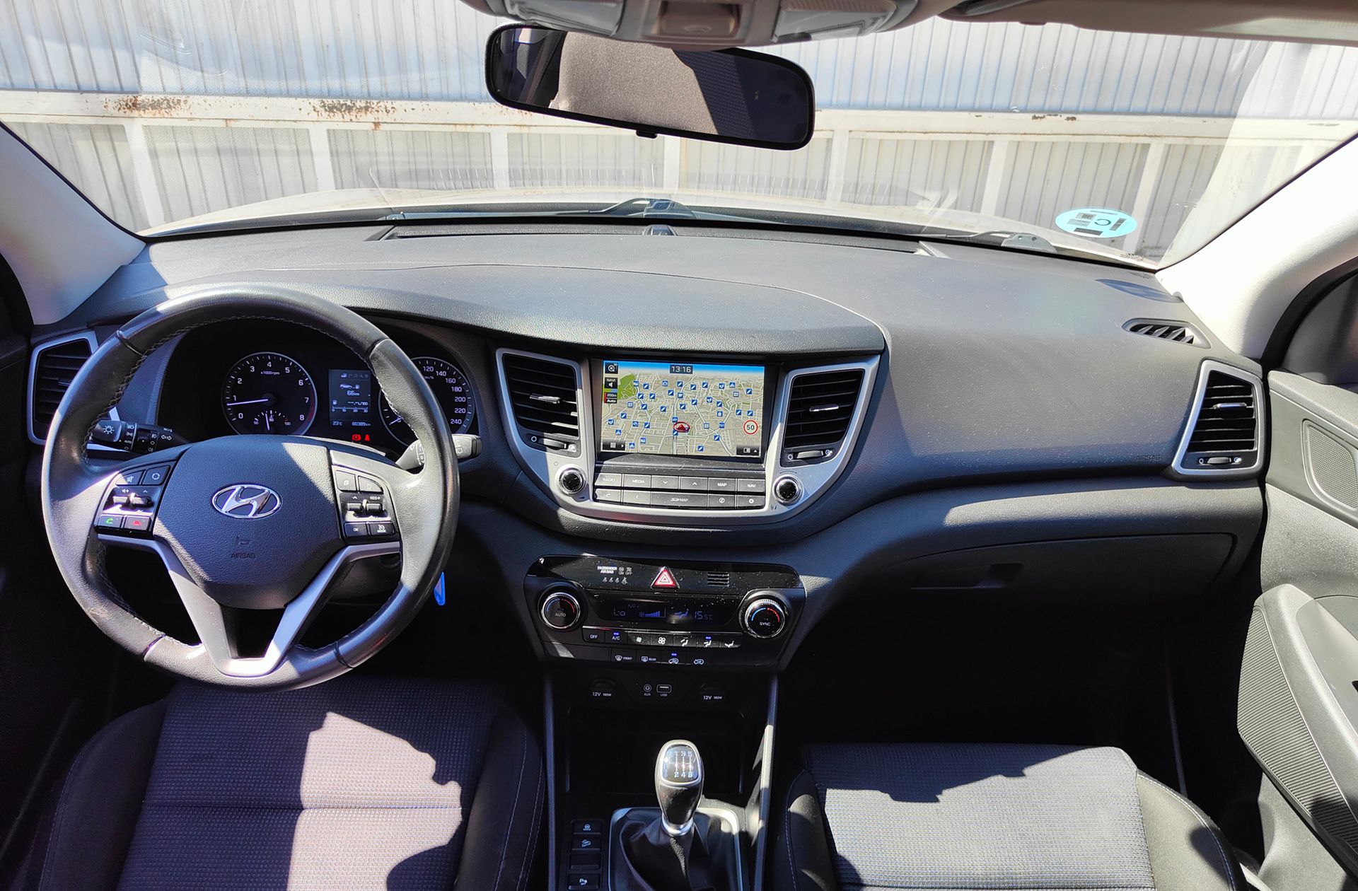 Hyundai Tucson 1.6 T-GDi Link Sky 4x2 - foto 7