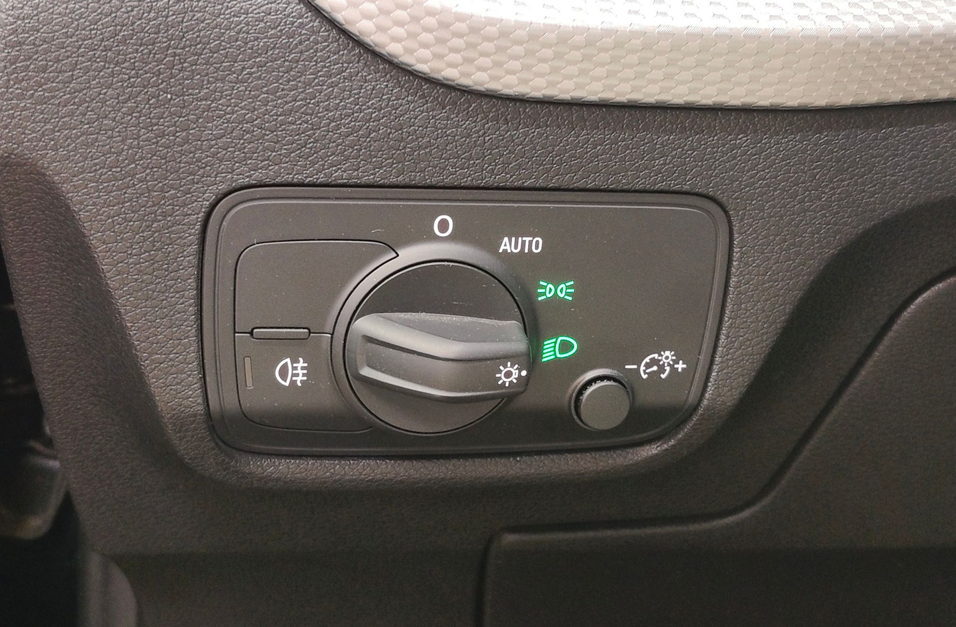 Audi Q2 Advanced 30 TFSI - foto 37