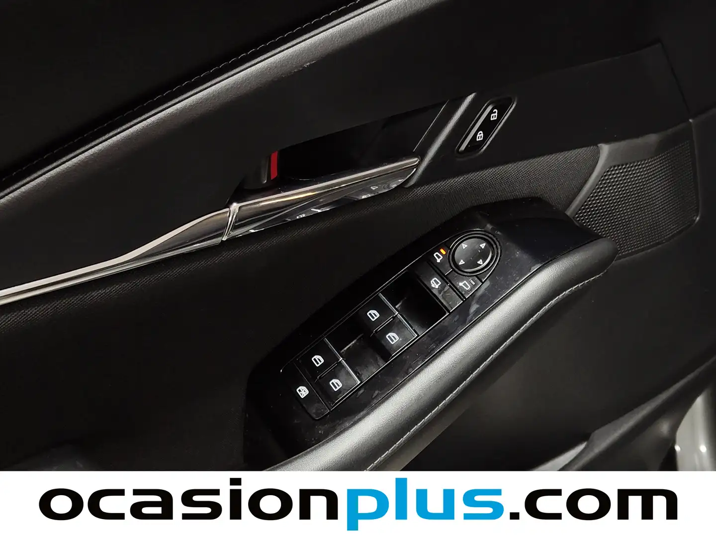 Foto Mazda CX-30 Mazda CX-30 2.0 Skyactiv-G Evolution 2WD (122 CV)