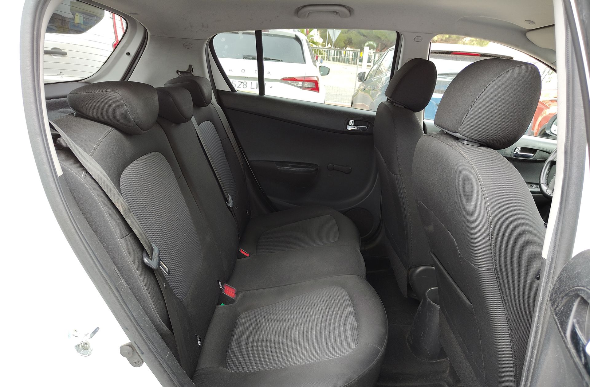Hyundai i20 1.2 MPI Go! - foto 13