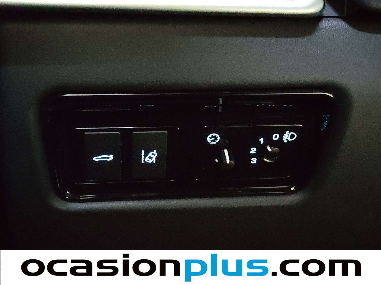 Foto Jaguar XE Jaguar XE 2.0 Diesel Pure RWD Auto  (180 CV)