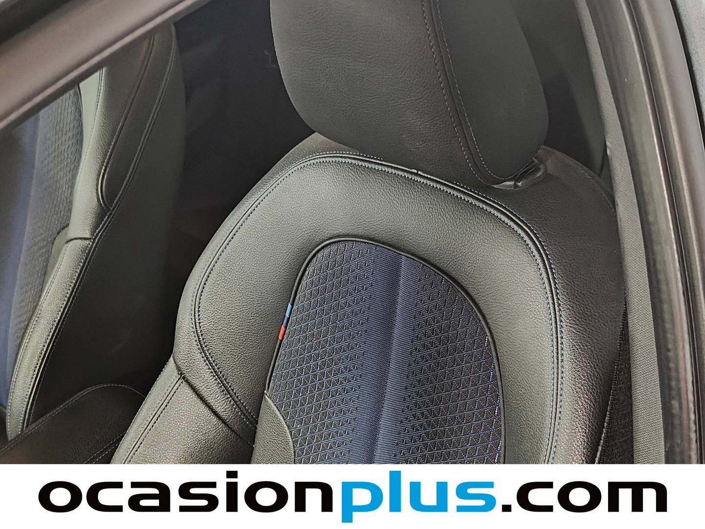 Extras y acabados del BMW Serie 1 BMW Serie 1 118d Business (150 CV) Pack M