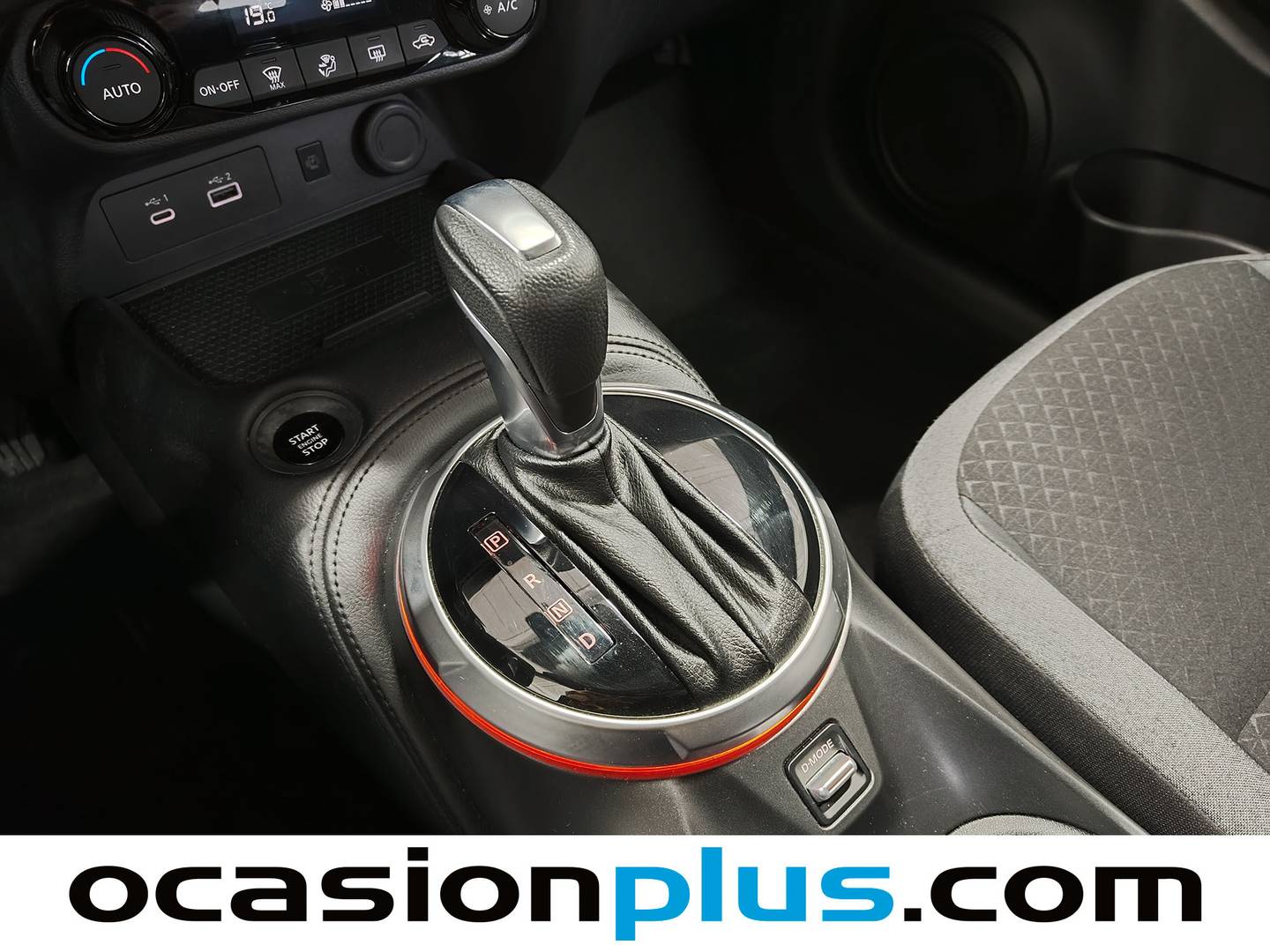 Foto Nissan JUKE Nissan Juke DIG-T N-Connecta 4x2 (114 CV)