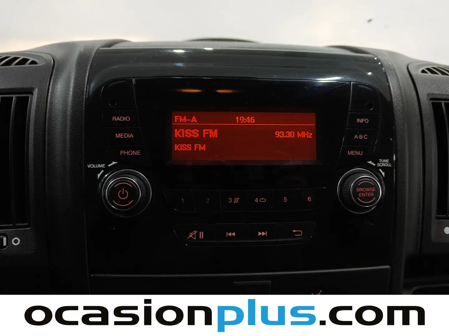 Foto Peugeot Boxer Peugeot Boxer 335 L2 H2 BHDI  (140CV) S&S 6 V. M