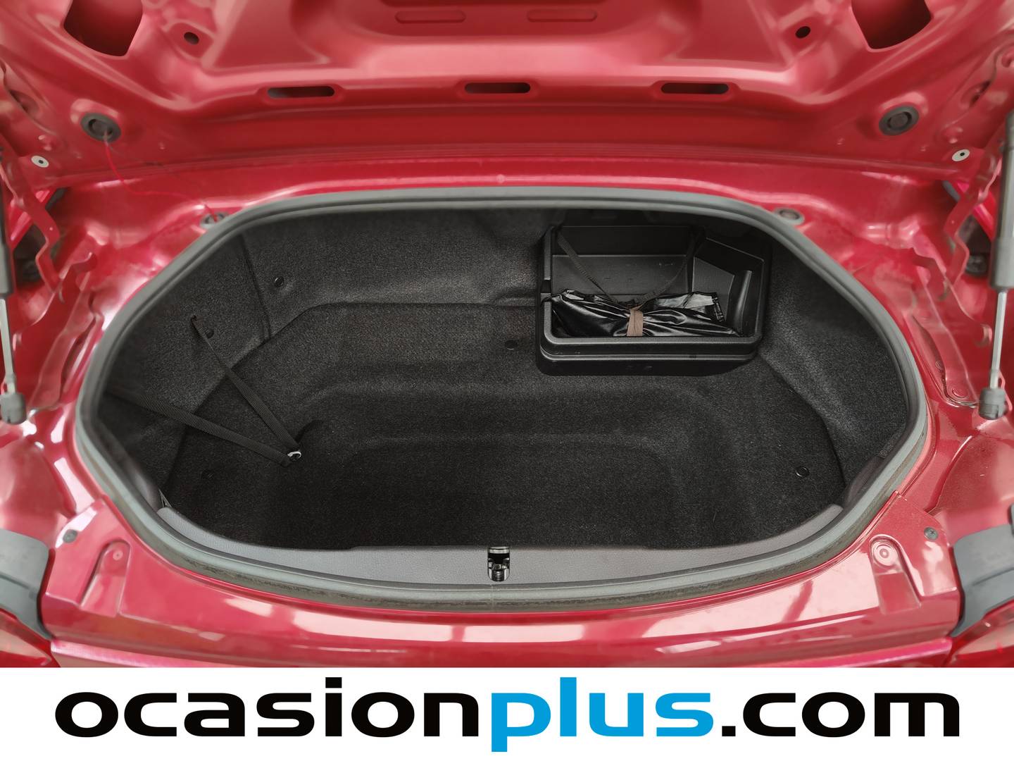 Foto asientos traseros Mazda MX-5 Mazda MX-5 1.5 Luxury (131 CV)