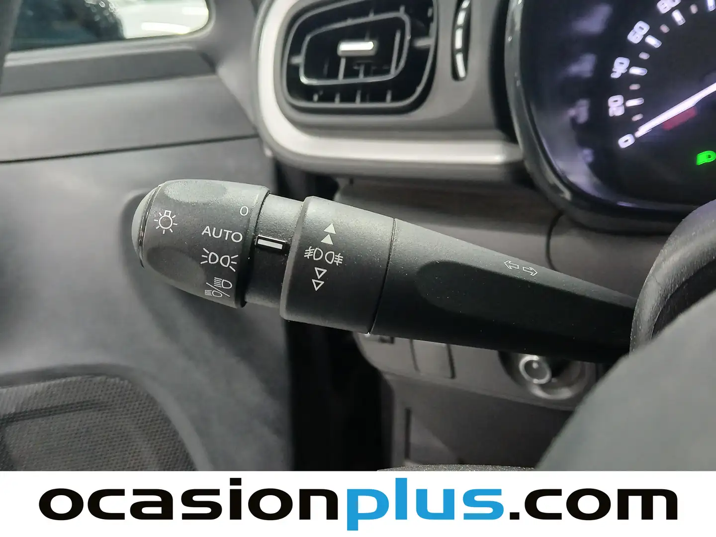 Foto Citroën C3 Citroen C3 BlueHDi 100 S&S Plus (102 CV)