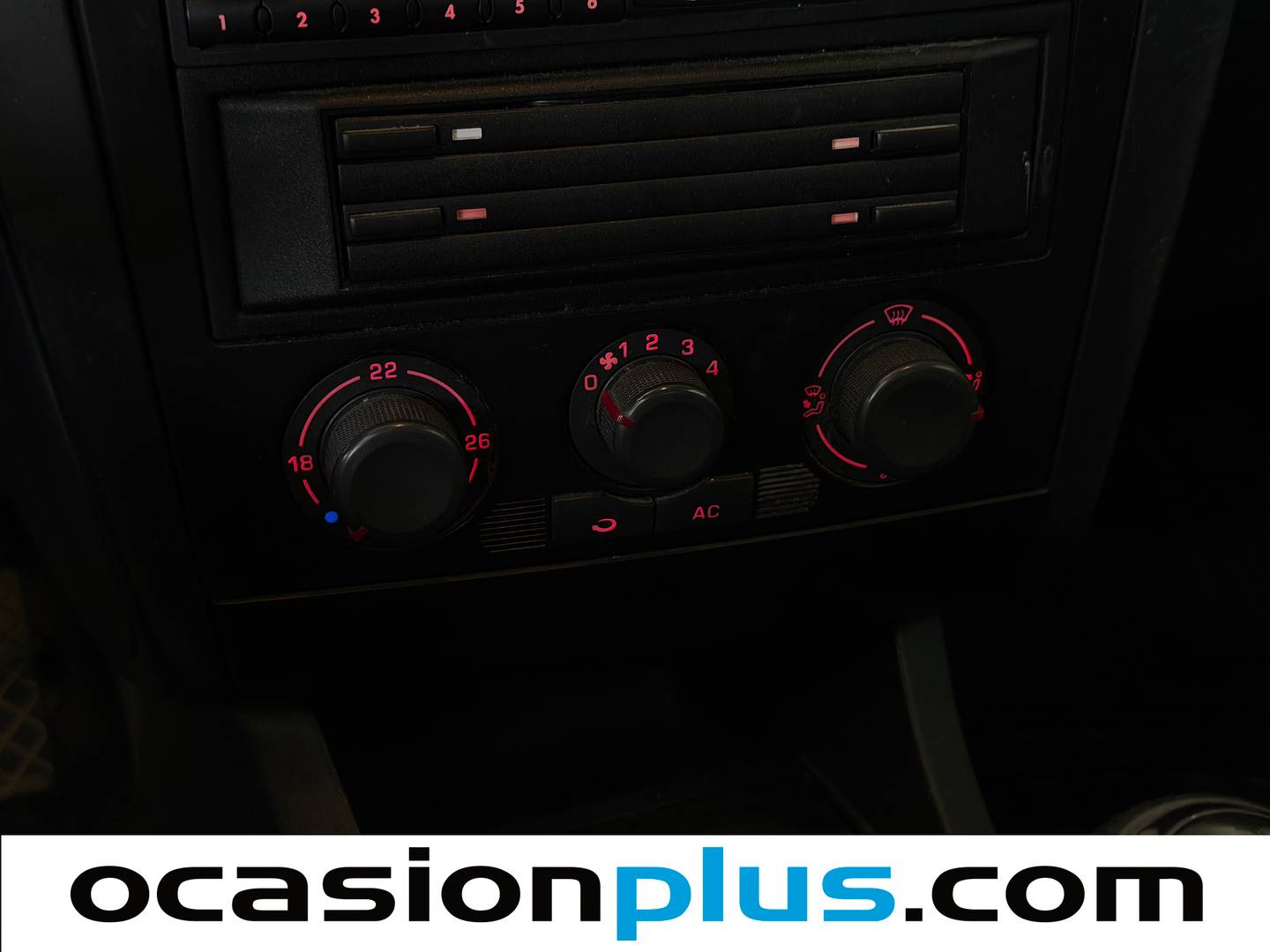 Extras y acabados del Seat Ibiza Seat Ibiza 1.4 16v Stella (75 CV)