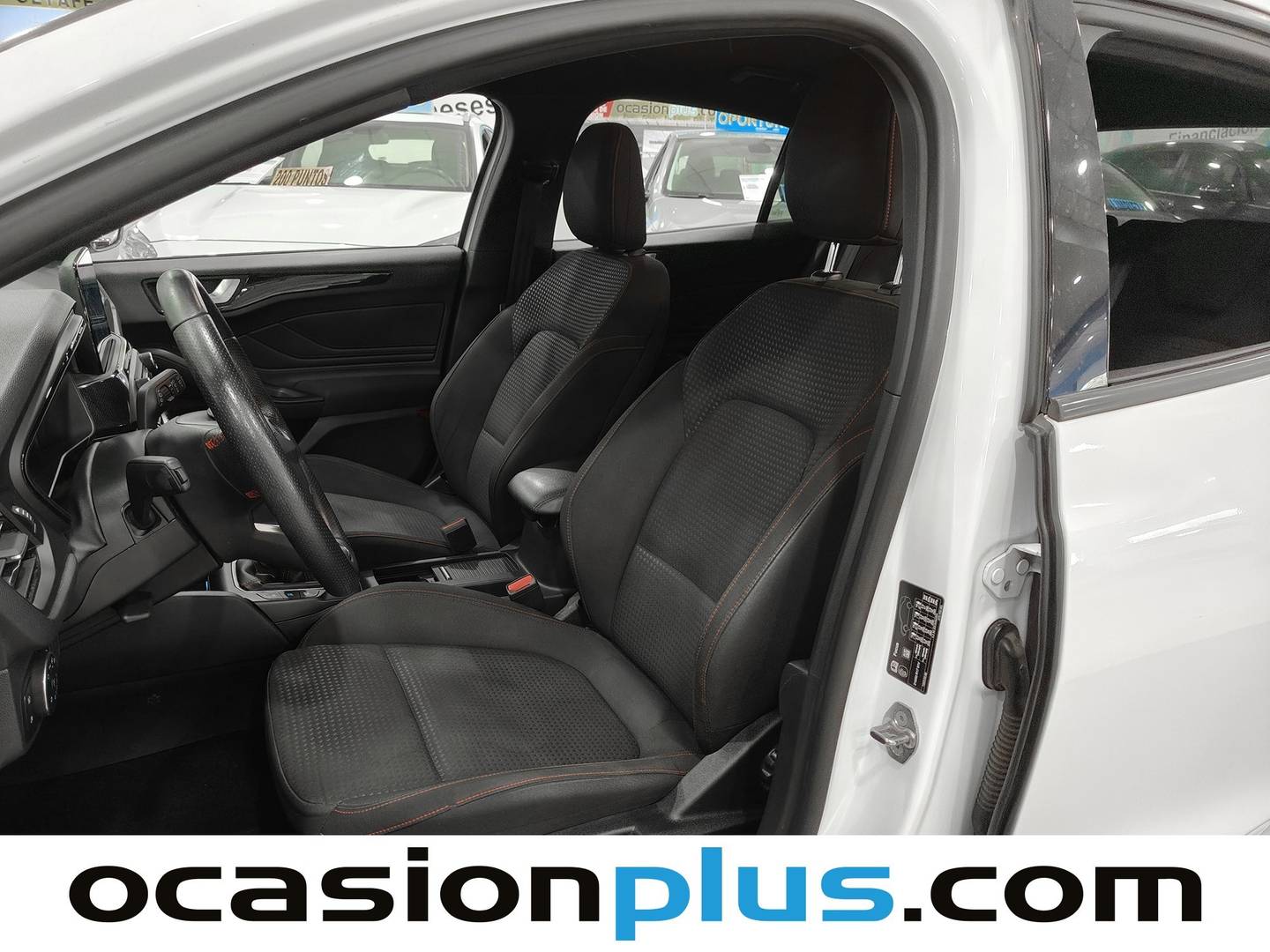 Foto Ford Focus Ford Focus 1.0 Ecoboost MHEV ST-Line  (125 CV)