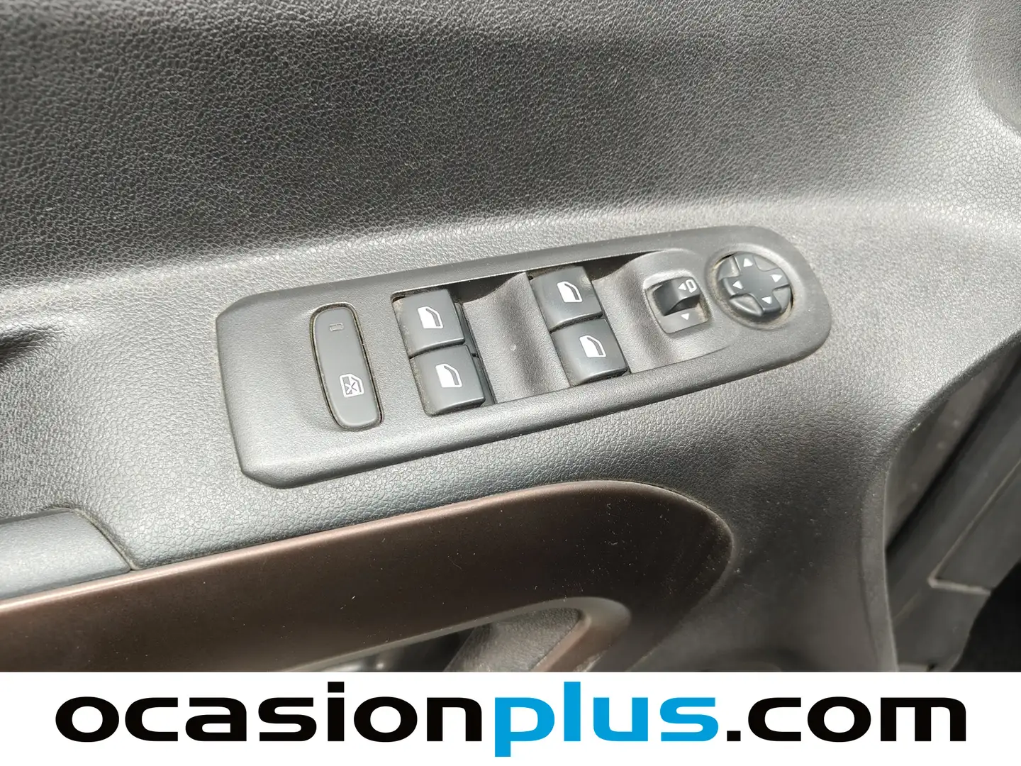 Foto Peugeot Rifter Peugeot Rifter BlueHDi 130 GT Line Standard EAT8 (130 CV)