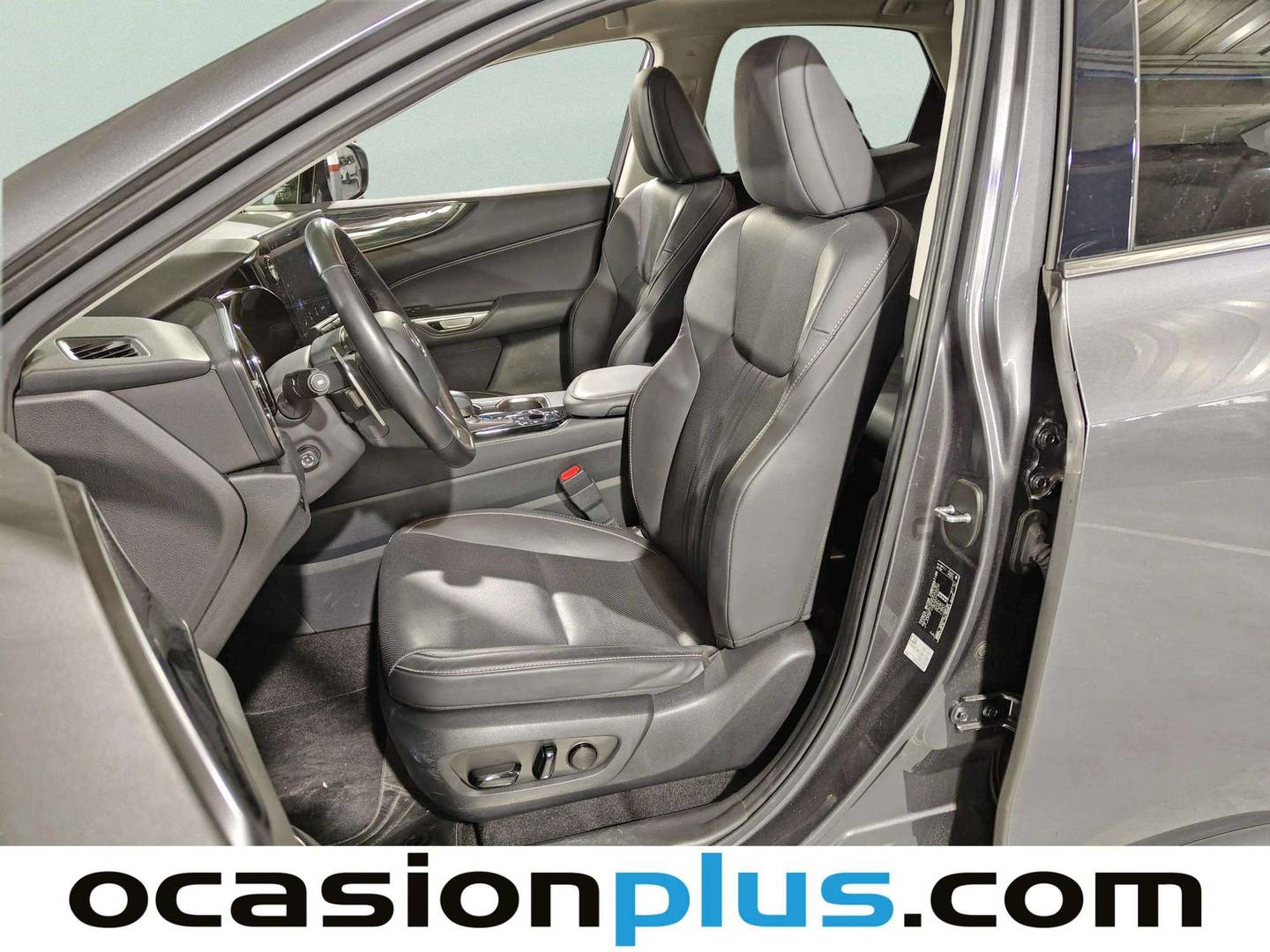 Foto asientos delanteros Lexus NX Lexus NX 4WD (306 CV)