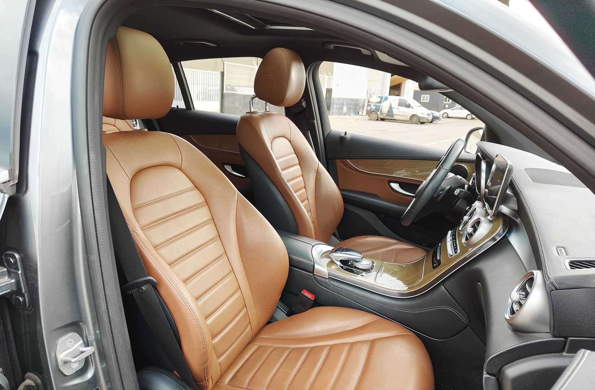 Mercedes-Benz GLC Coupé 250 4Matic Pack AMG - foto 20