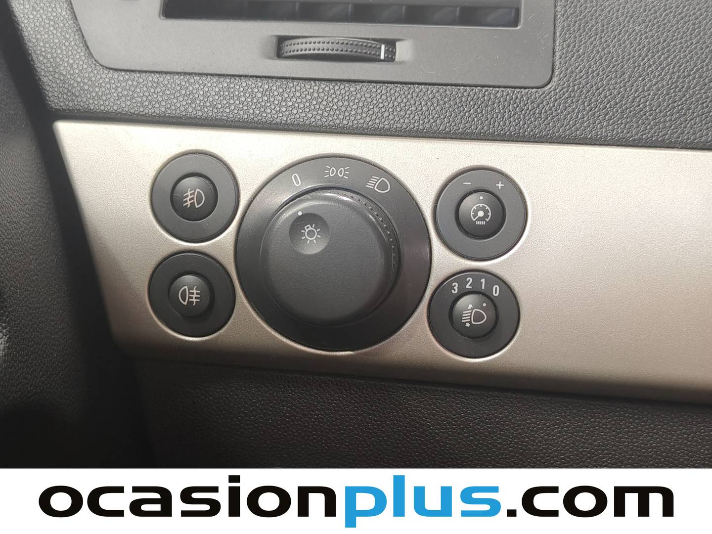 Opel Astra Opel Astra 1.7 CDTI Enjoy (100 CV) de segunda mano