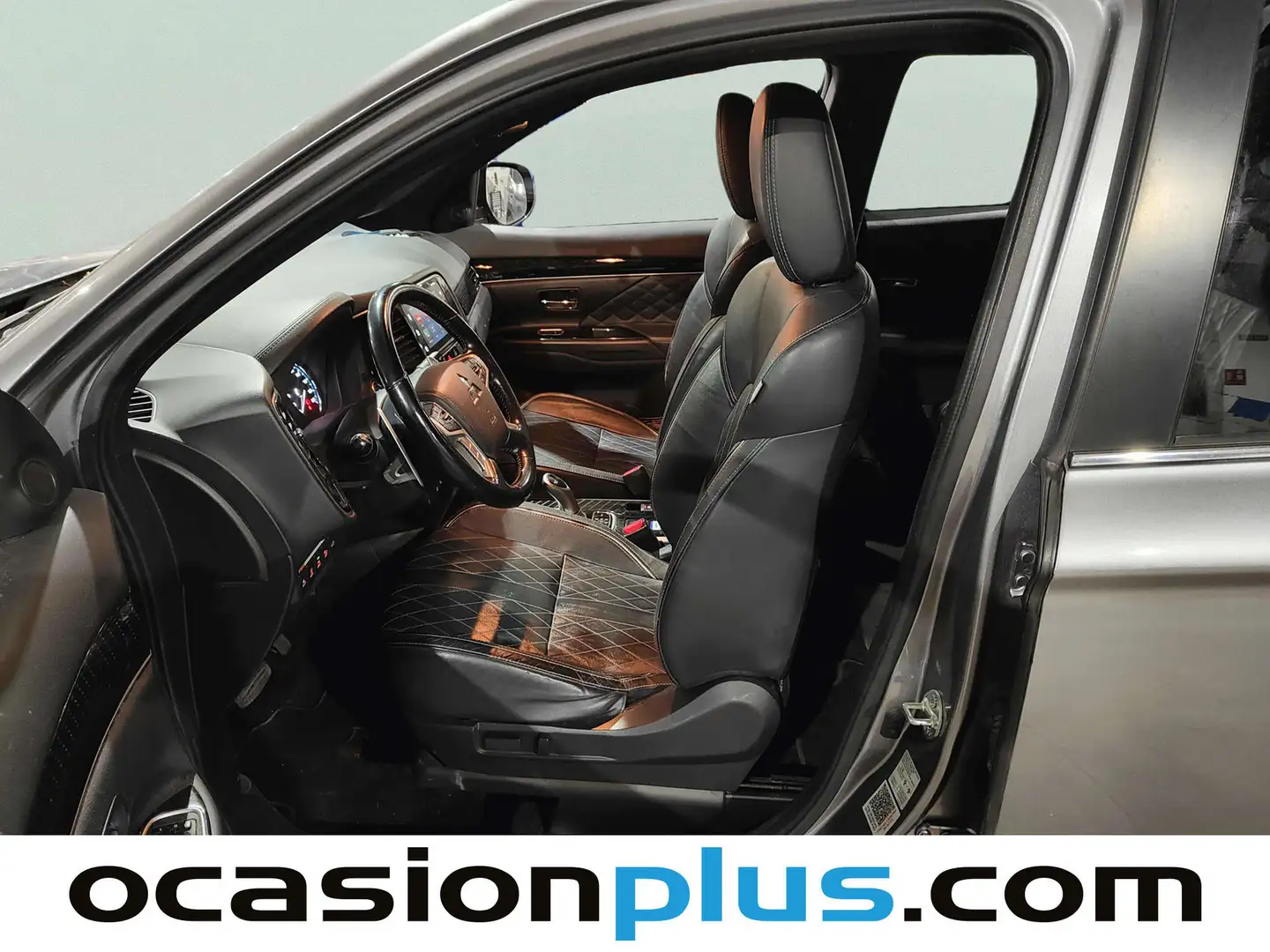 Foto Mitsubishi Outlander Mitsubishi Outlander 2.4 PHEV Kaiteki+ 4WD Auto (224 CV)