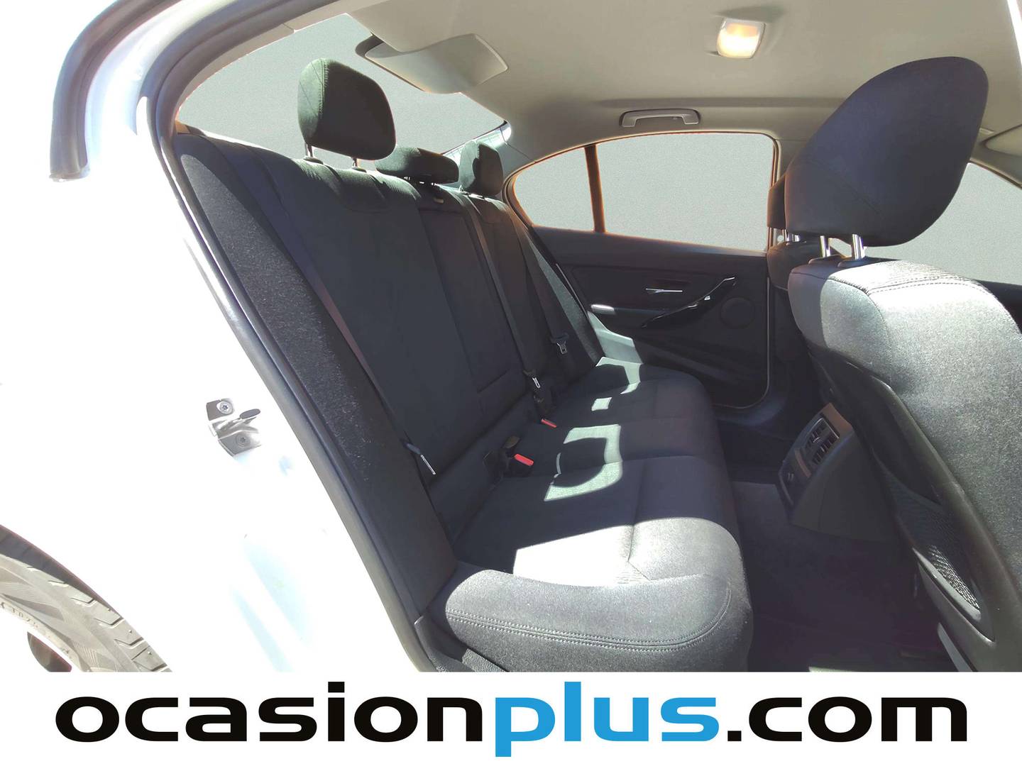 Foto BMW Serie 3 BMW Serie 3 318d Business (150 CV) siete plazas