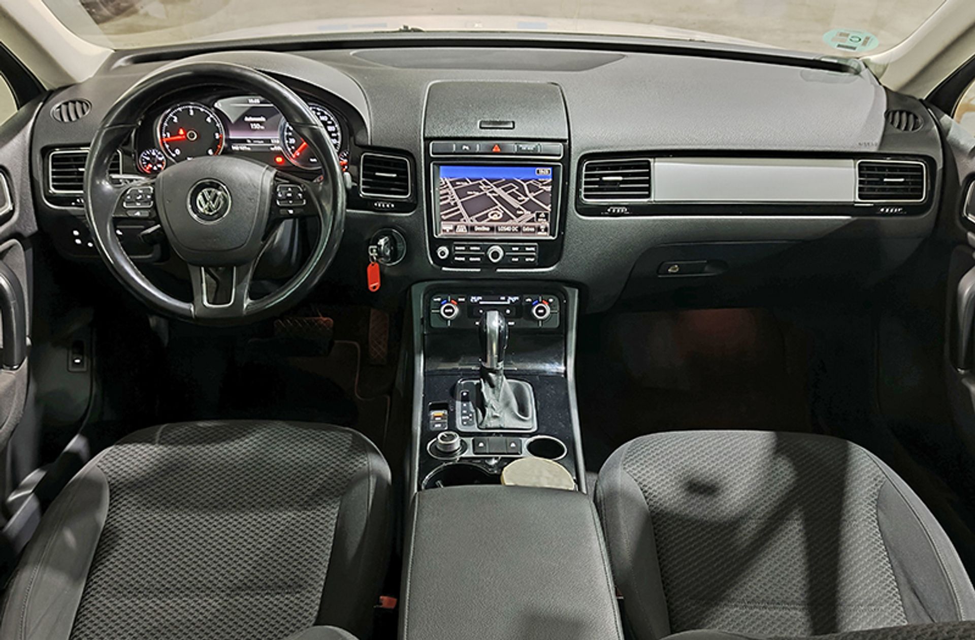 Volkswagen Touareg Pure 3.0 TDI BMT tiptronic - foto 6