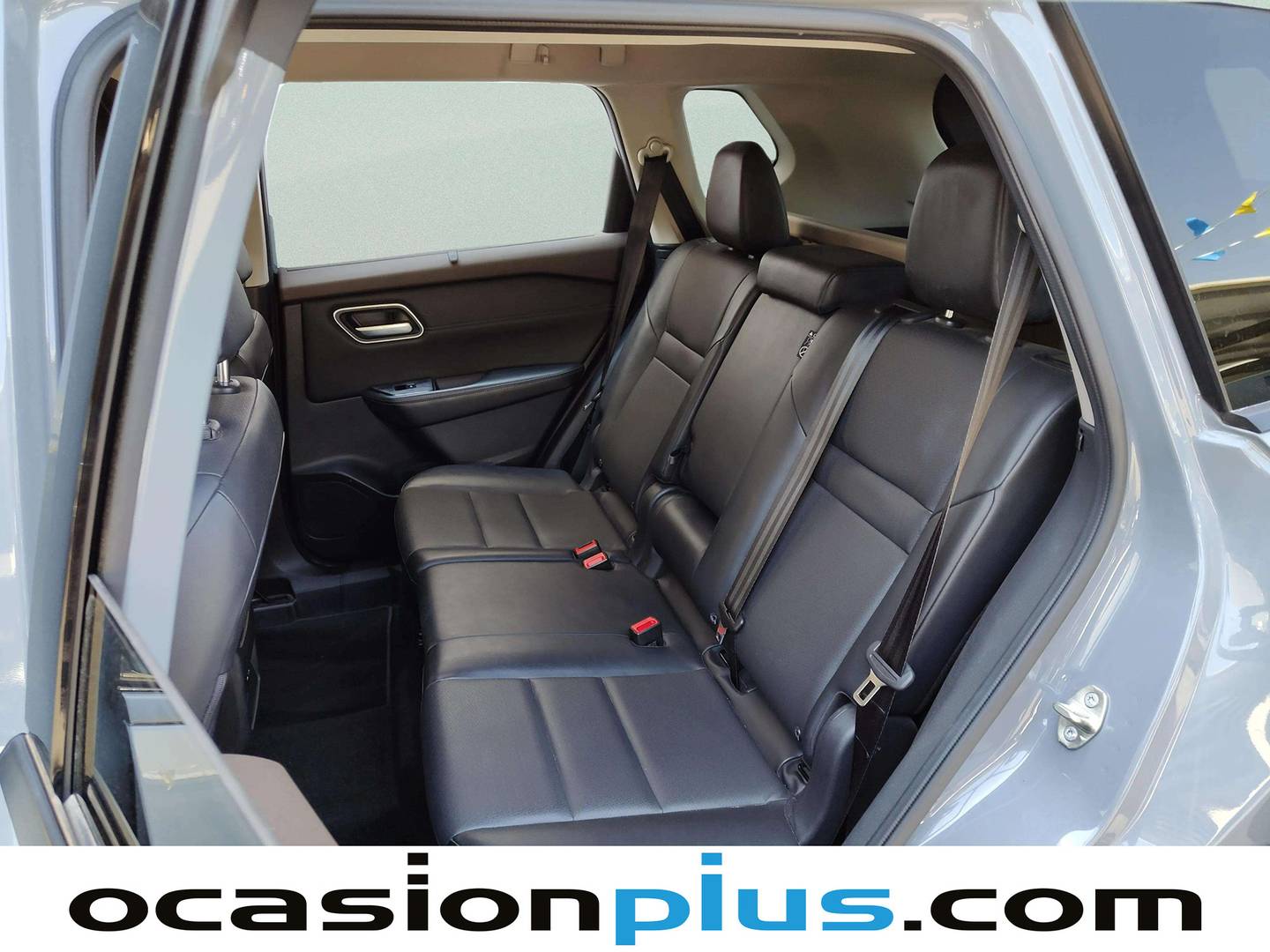 Foto asientos traseros Nissan X-TRAIL Nissan X-Trail 1.5T VC MHEV Tekna 4x2 (163 CV)