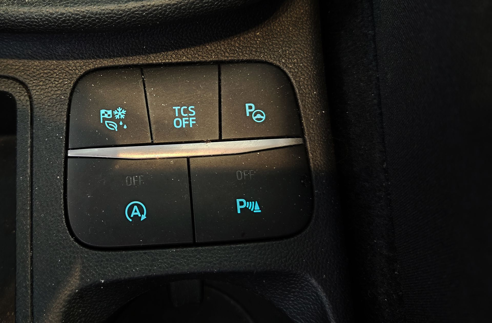 Ford Fiesta 1.0 EcoBoost MHEV ST-Line - foto 32