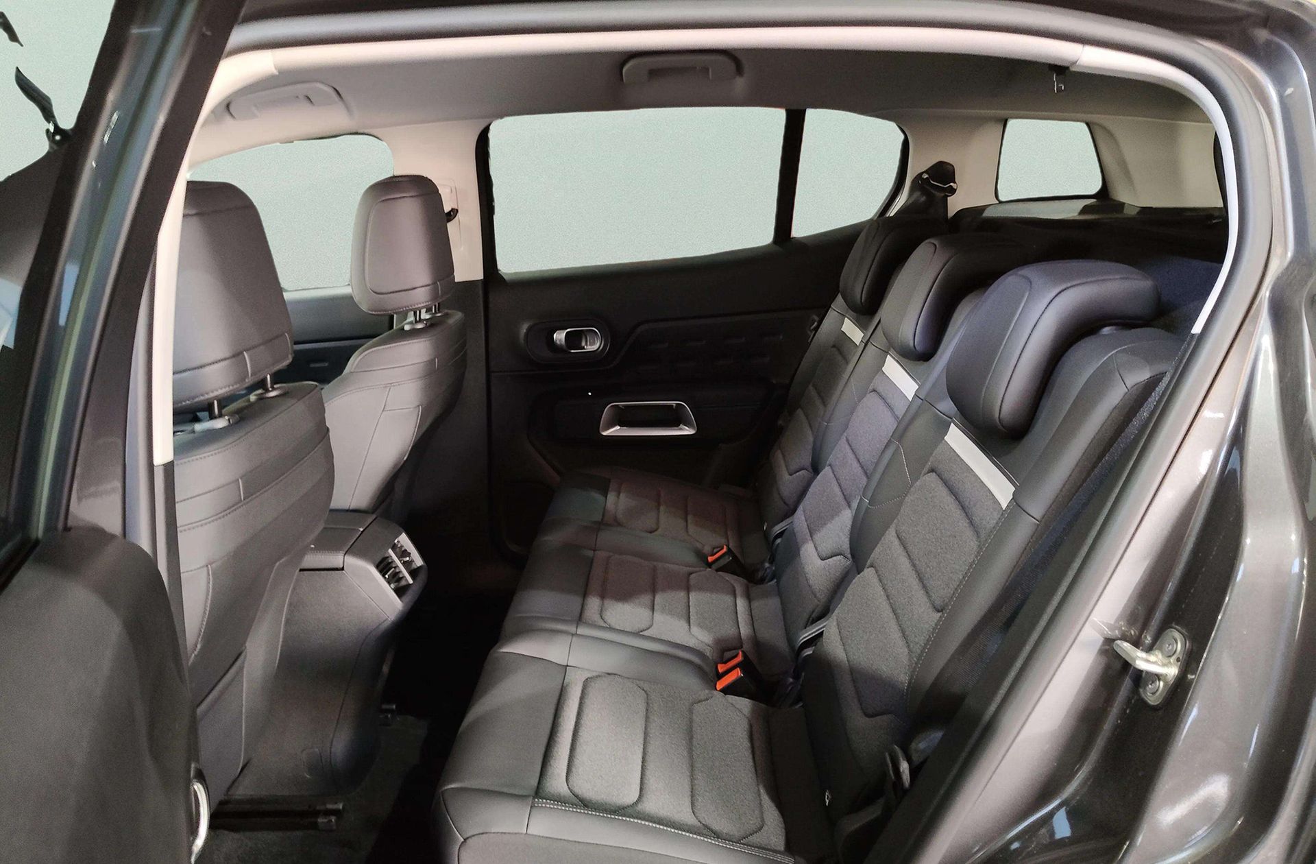 Citroën C5 Aircross Plug-in Hybrid Max e-EAT8 - foto 15