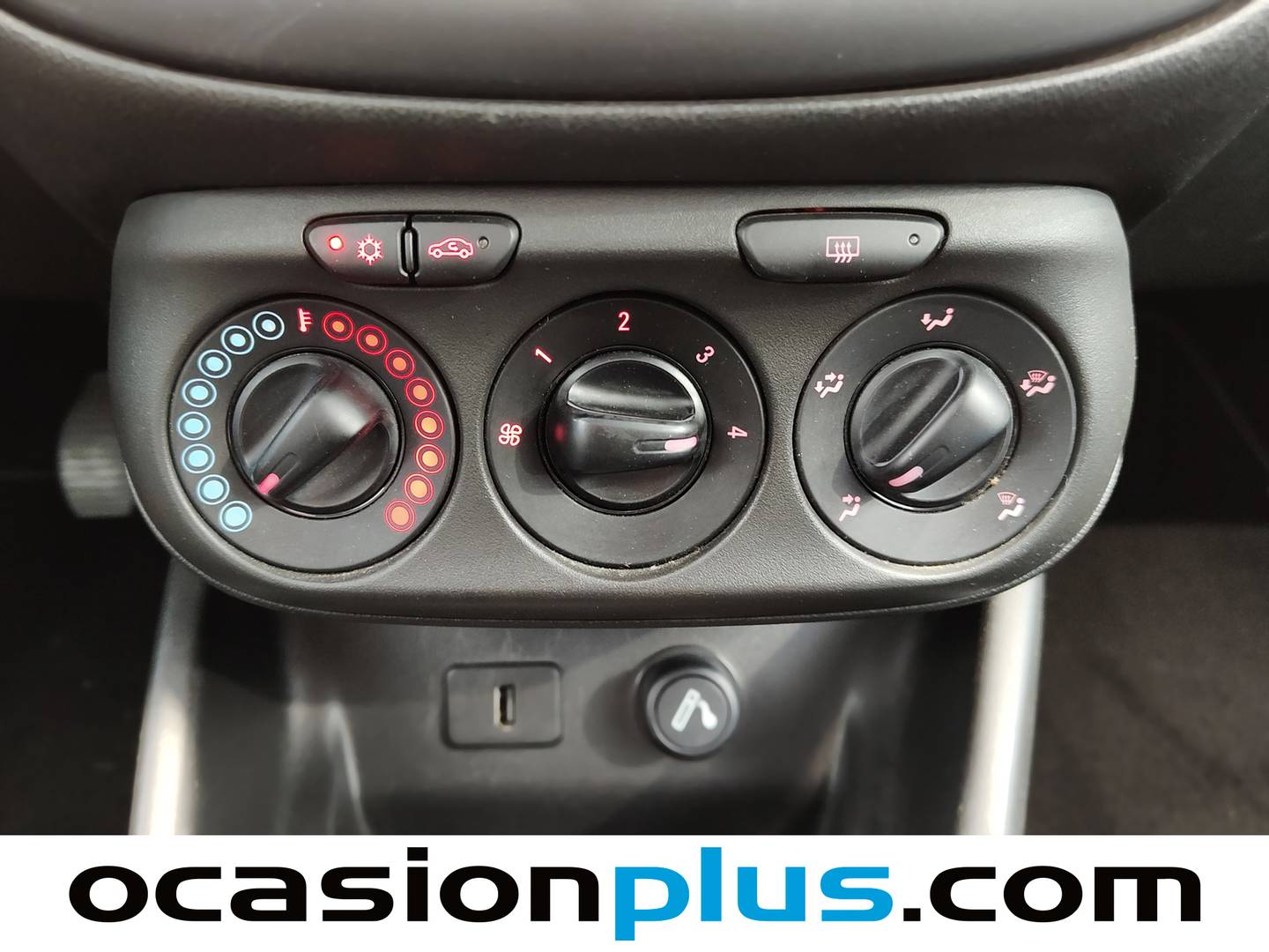 Extras del Opel Corsa Opel Corsa 1.4 Expression (75 CV)