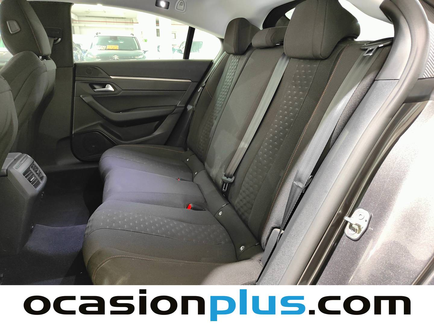 Foto Peugeot 508 Peugeot 508 PureTech 130 Active Pack EAT8 (130 CV)