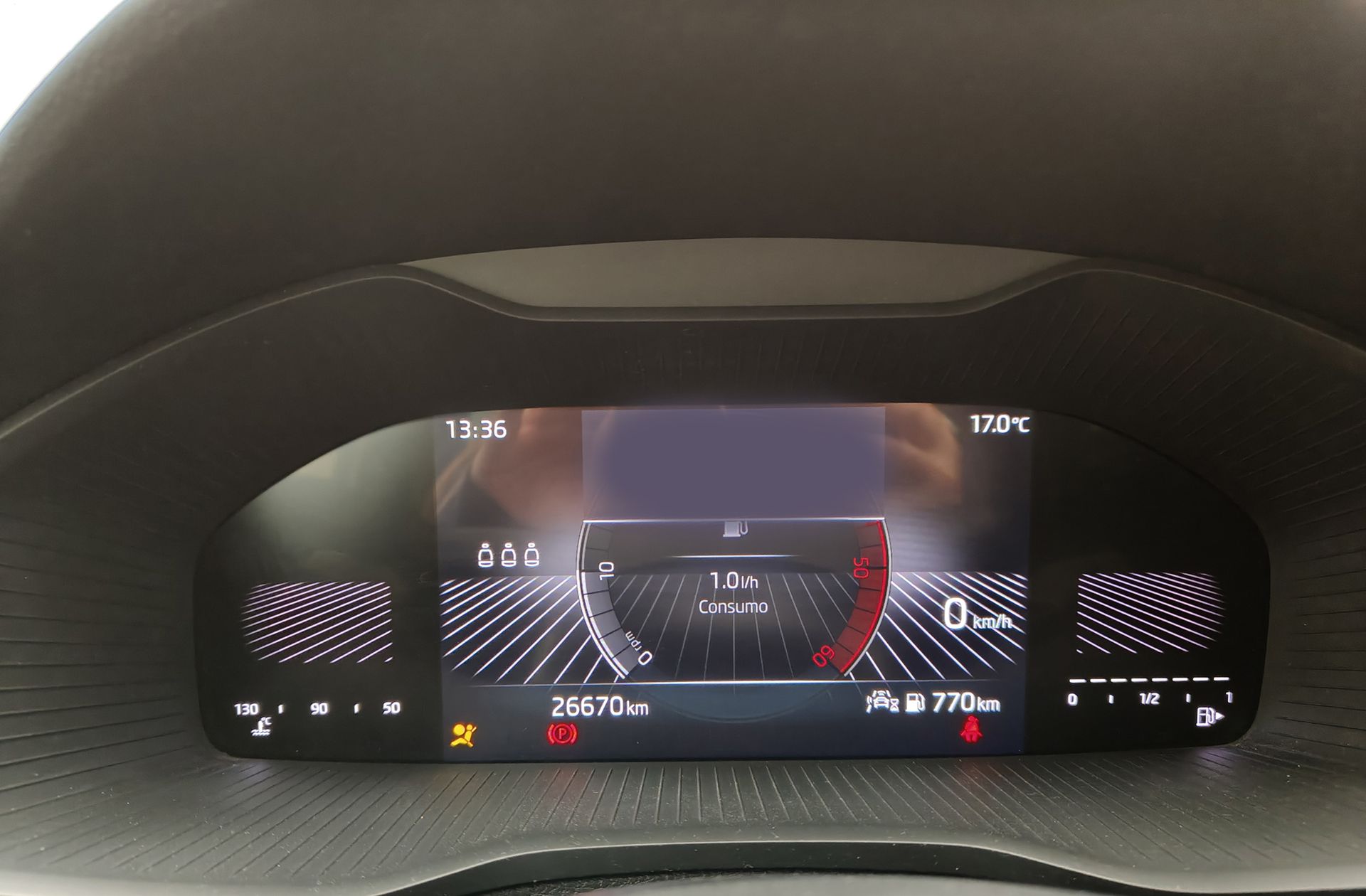 Škoda Karoq 2.0 TDI Selection - foto 22