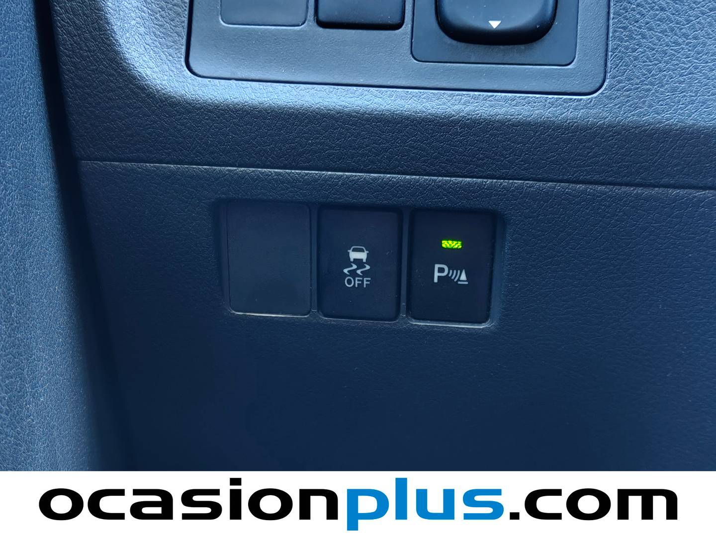 Extras y acabados del Toyota Verso Toyota Verso 2.0 D-4D Active (126 CV)